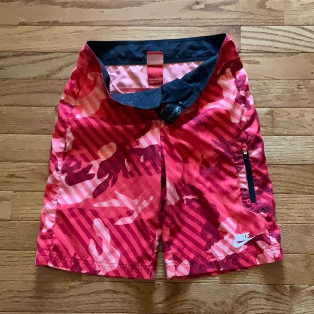 Nike Red Athletic Shorts for Active Performance